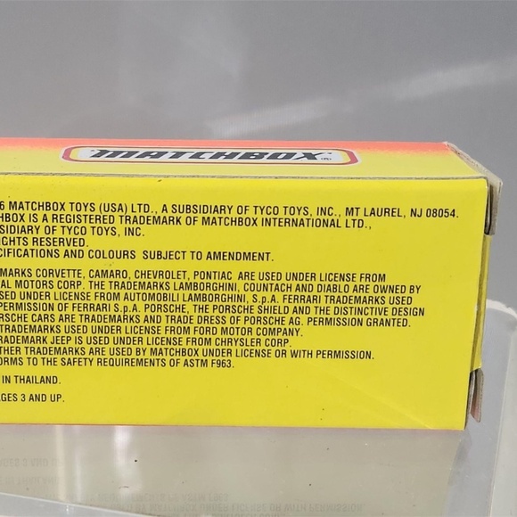 Vintage 1998 Matchbox #19 1975 Chrysler Atlantic w/Box - Picture 3 of 4